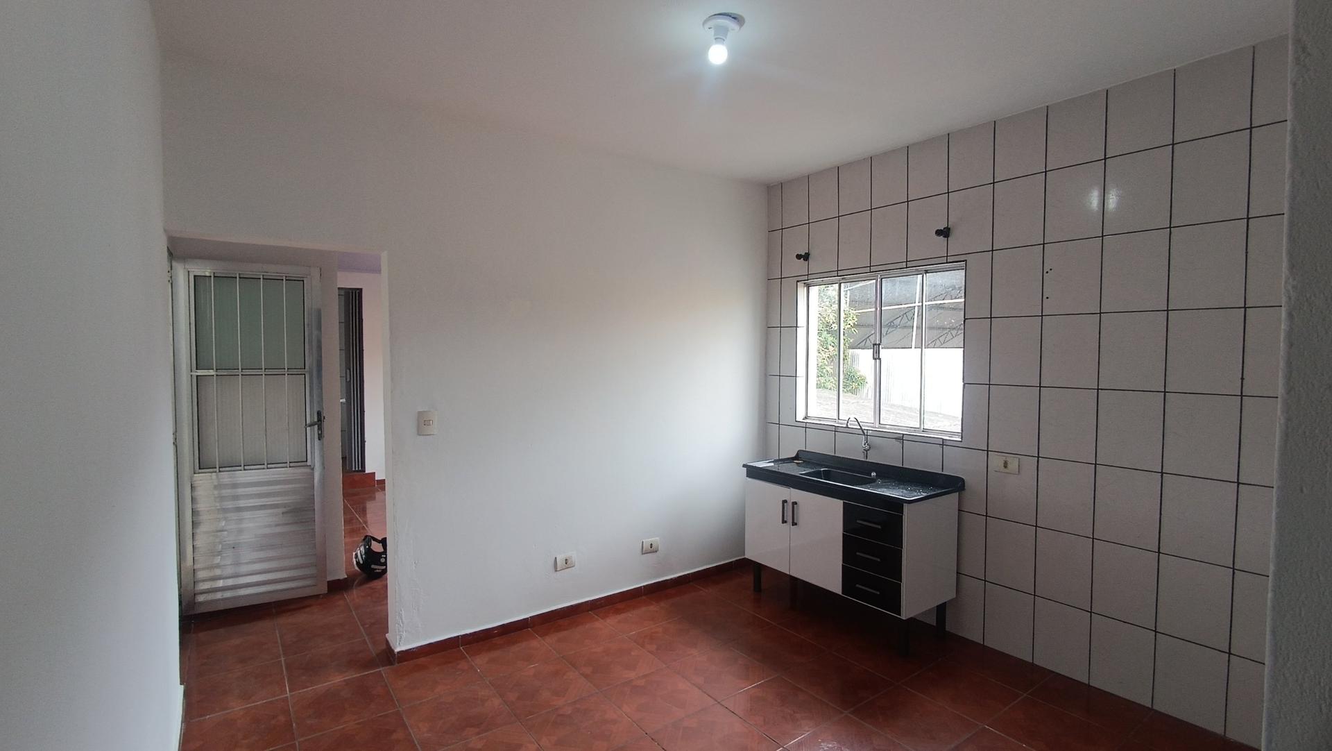Casa para aluguel na Vila Rosina, Caieiras – 2 quartos, 55 m², imóvel pronto