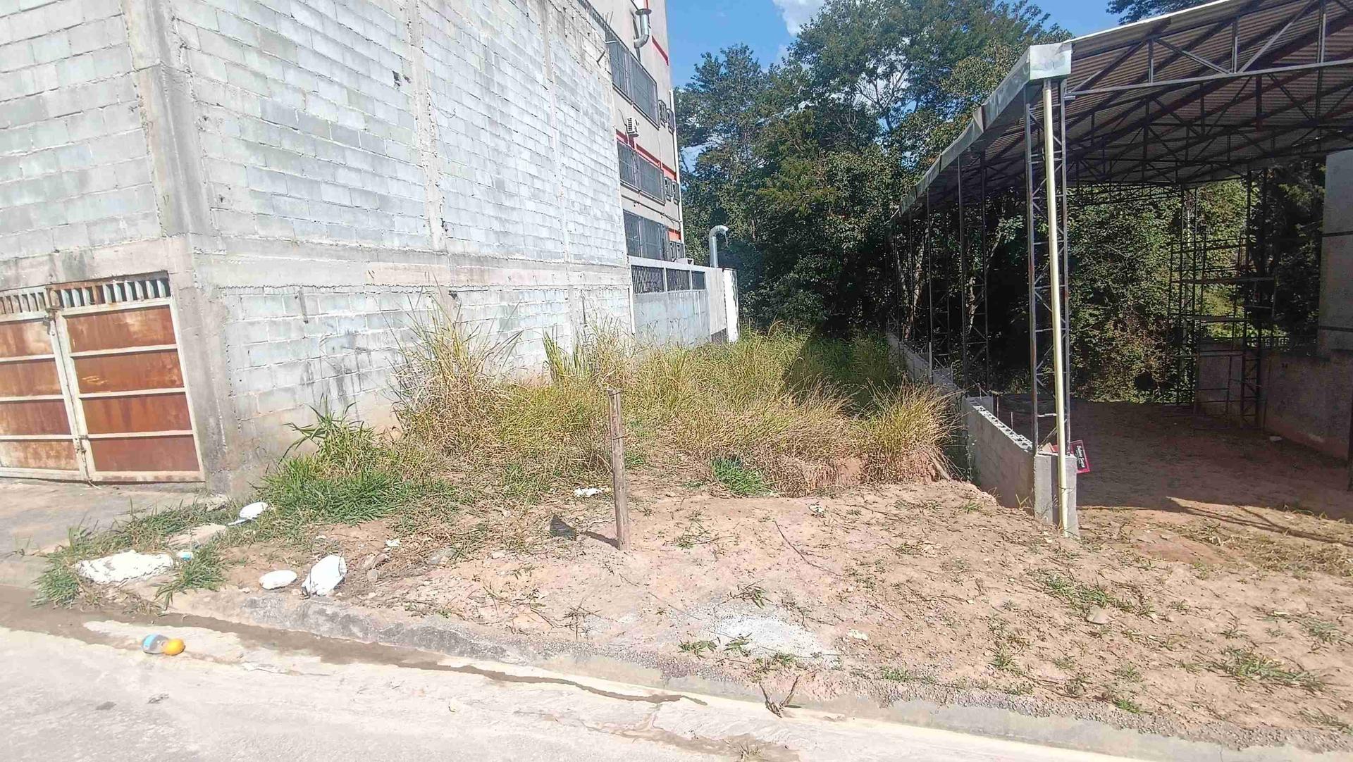 Terreno à Venda, Laranjeiras, Caieiras, SP