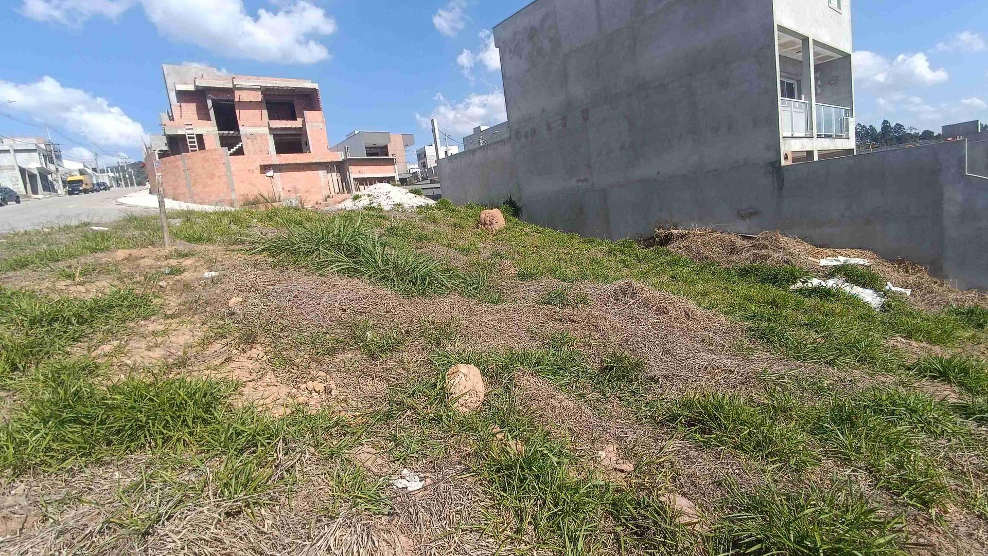 Terreno à Venda, Laranjeiras, Caieiras, SP