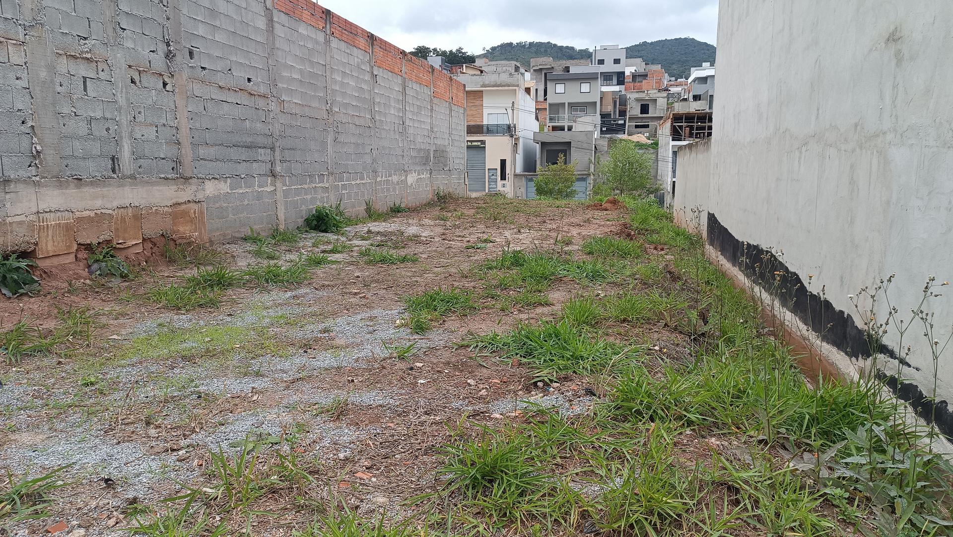 Terreno plano jardim Abreus à Venda, Laranjeiras, Caieiras, SP