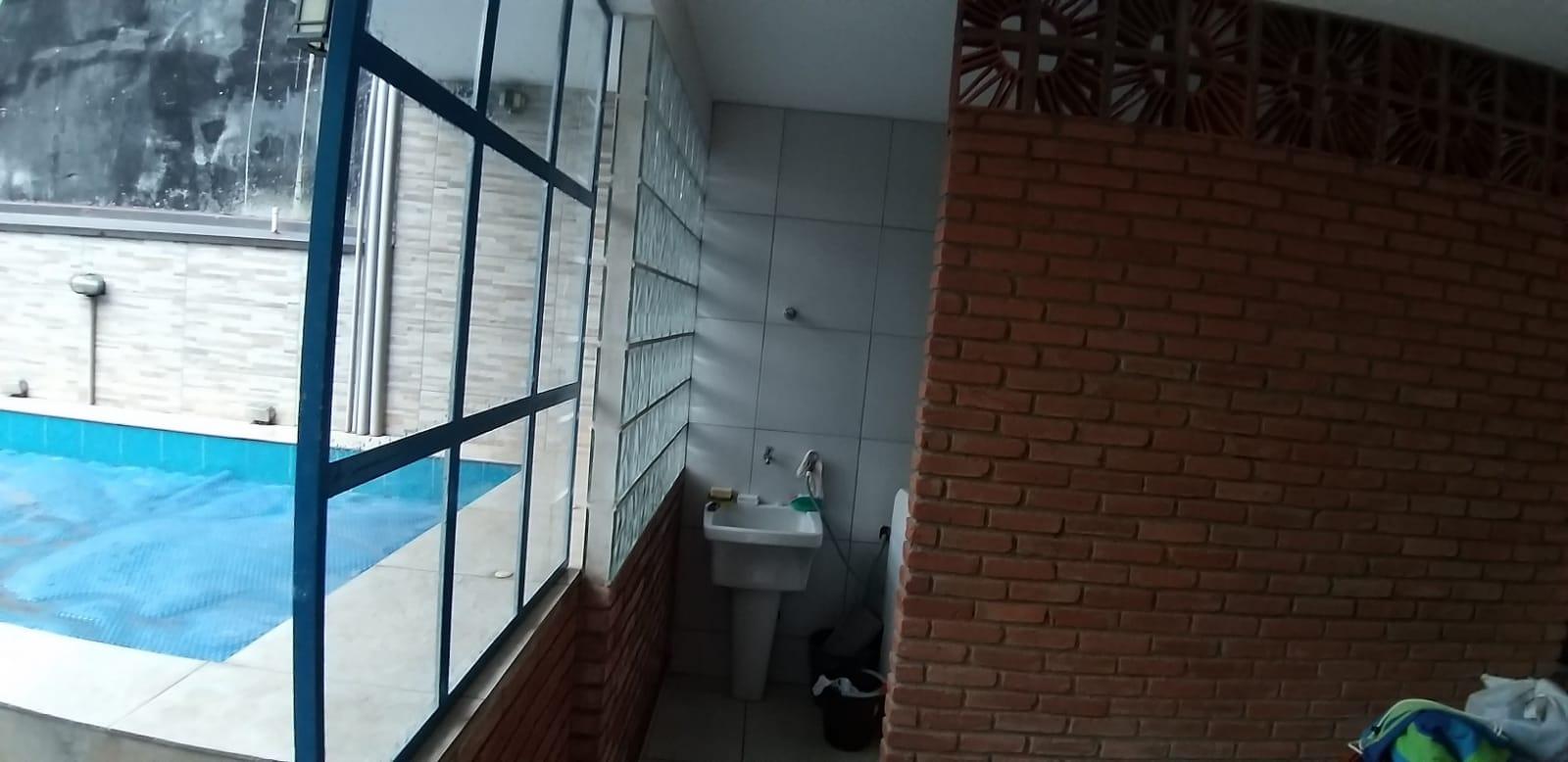 Sobrado à venda e para locação, Laranjeiras, Caieiras, SP